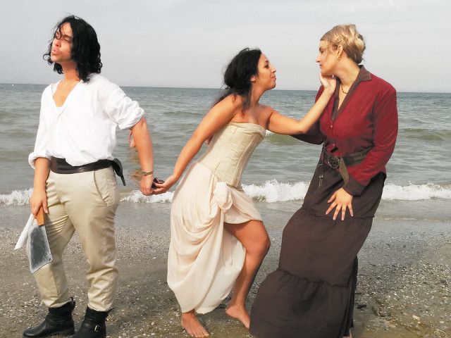 Beach people holding hands laughing free wallpaper for desktop - medium preview image