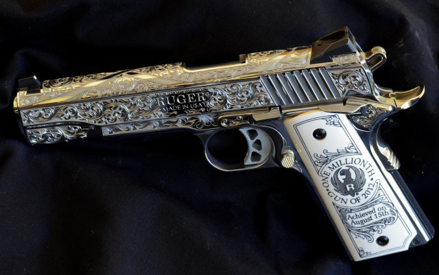 Gold silver gun cloisonnism jigsaw free wallpaper for desktop - medium preview image
