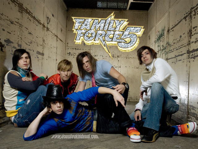 Young people sitting room graffiti free wallpaper for desktop - medium preview image