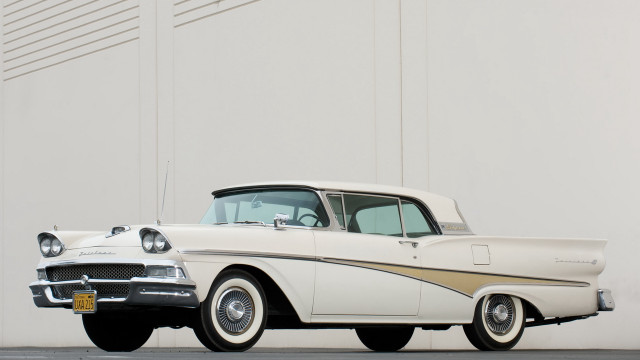 White car white wall gold free wallpaper for desktop - medium preview image