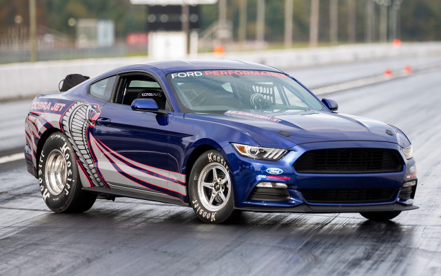 Blue mustang track red white free wallpaper for desktop - medium preview image