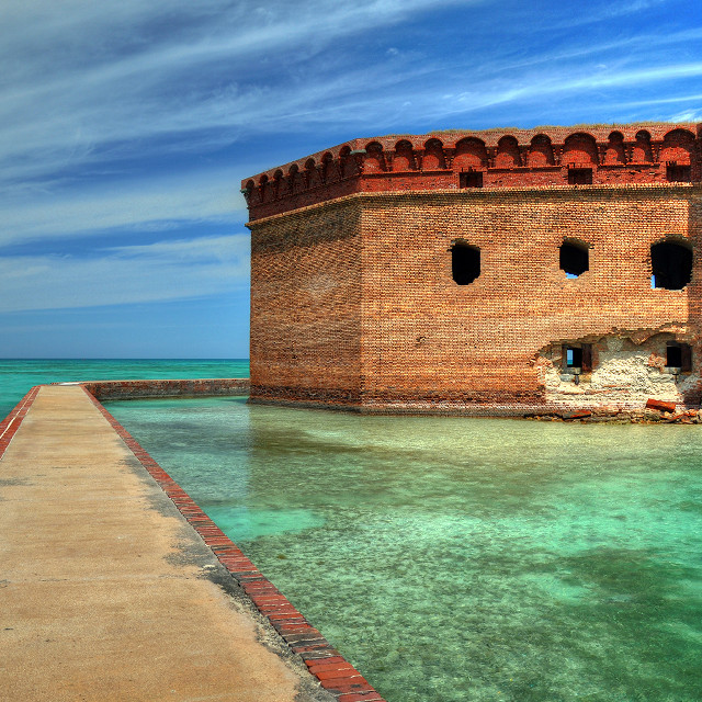 Brick structure water pier boat free wallpaper for tablet - medium preview image
