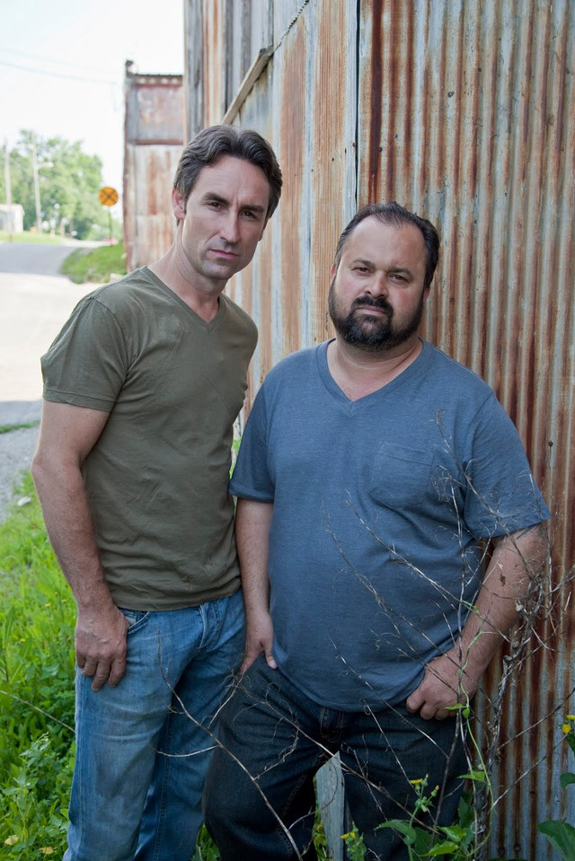 Two men rusty building fence free wallpaper for mobile - medium preview image