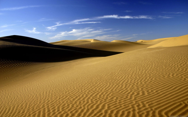 Desert sand dunes blue sky free wallpaper for desktop - medium preview image