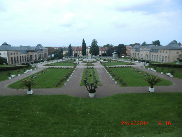 Large garden plants building clock free wallpaper for desktop - medium preview image