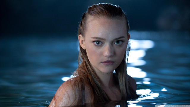 Woman long hair pool water free wallpaper for desktop - medium preview image