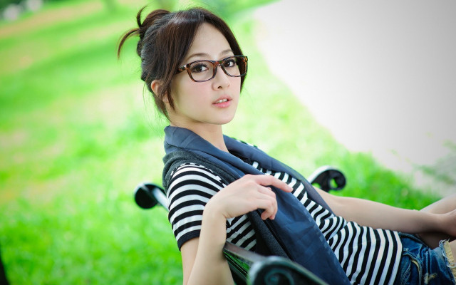 Woman glasses bench park scarf free wallpaper for desktop - medium preview image