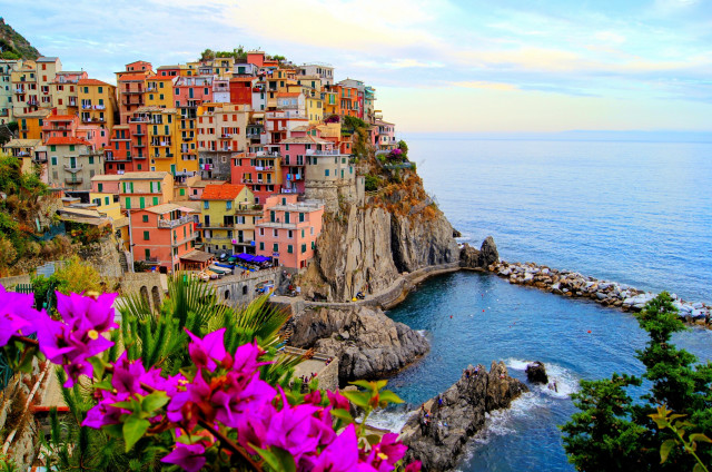 Colorful village cliff ocean beach #2 free wallpaper for desktop - medium preview image