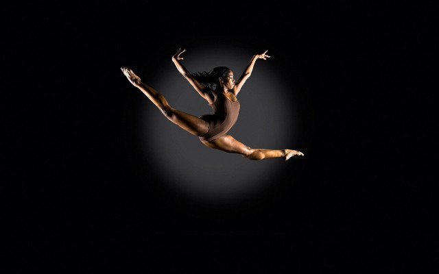 Woman ballet move performing dark free wallpaper for desktop - medium preview image