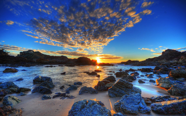 Sunset rocky beach water foreground free wallpaper for desktop - medium preview image