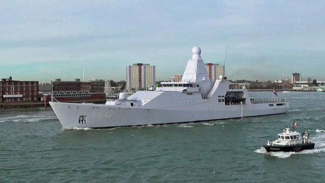 White boat tug ship water free wallpaper for desktop - medium preview image