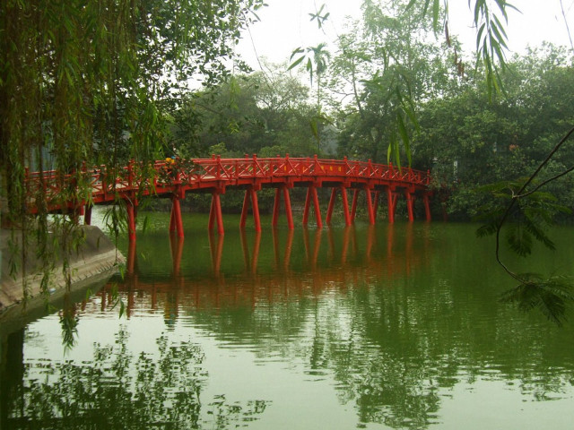 Red bridge water trees bench free wallpaper for desktop - medium preview image