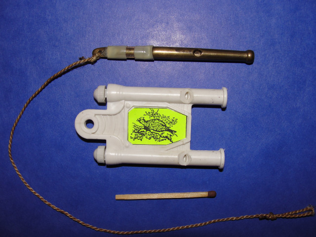 Plastic yellow stick cord blue free wallpaper for desktop - medium preview image