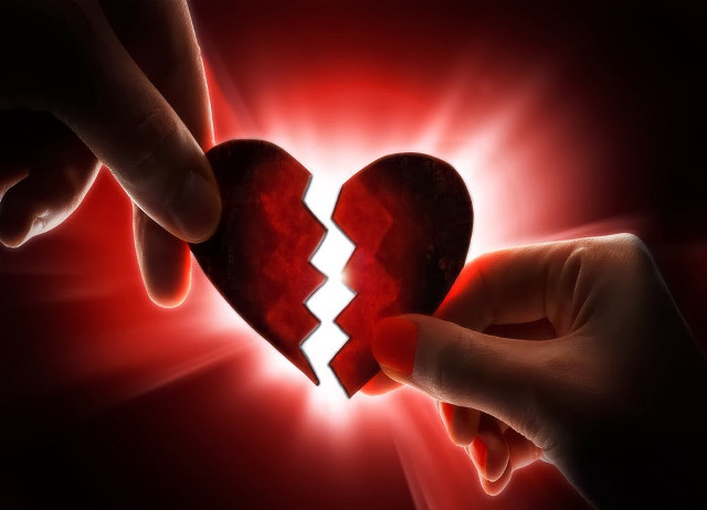 Broken heart hands red light free wallpaper for desktop - medium preview image