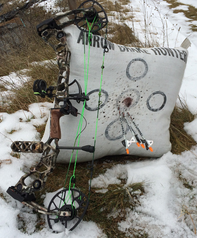 Pillow tools snow rope skis free wallpaper for mobile - medium preview image