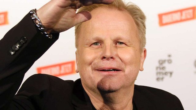 Black shirt man cave painting free wallpaper for desktop - medium preview image