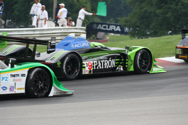 Race car track spectators man free wallpaper for desktop - medium preview image