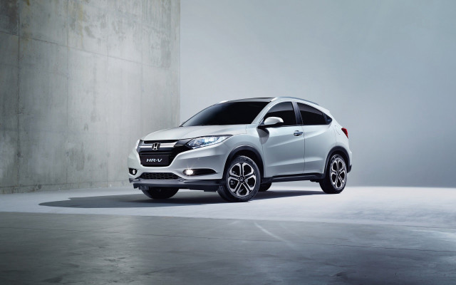 White honda hr v concrete free wallpaper for desktop - medium preview image