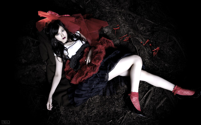 Woman red hat dress bow free wallpaper for desktop - medium preview image