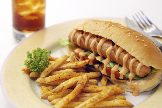 Sandwich french fries plate fork free wallpaper for desktop - medium preview image