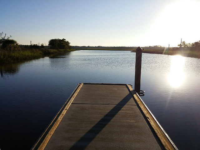 Dock lake sunshine water grass free wallpaper for desktop - medium preview image