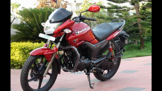 Red motorcycle brick road house free wallpaper for desktop - medium preview image