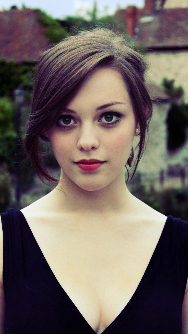 Woman red lipstick black dress #3 free wallpaper for mobile - medium preview image