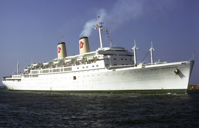 Large white ship smoke stacks #2 free wallpaper for desktop - medium preview image