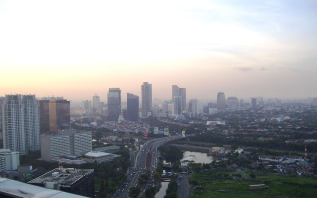 City skyline river bridge foreground #4 free wallpaper for desktop - medium preview image