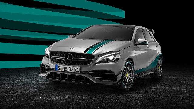 Mercedes benz cla black green free wallpaper for desktop - medium preview image