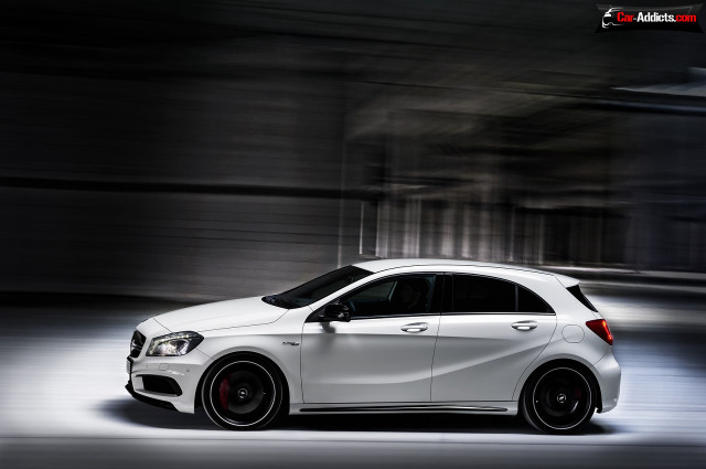 White car night blur black free wallpaper for desktop - medium preview image