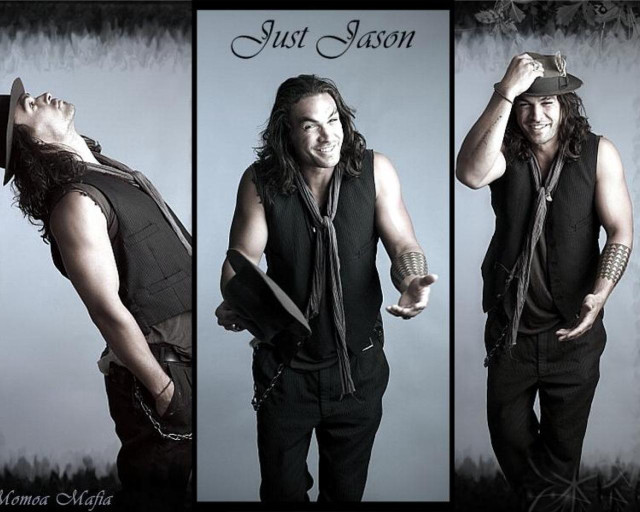 Longhair hat posing cigarette neoclassic free wallpaper for desktop - medium preview image