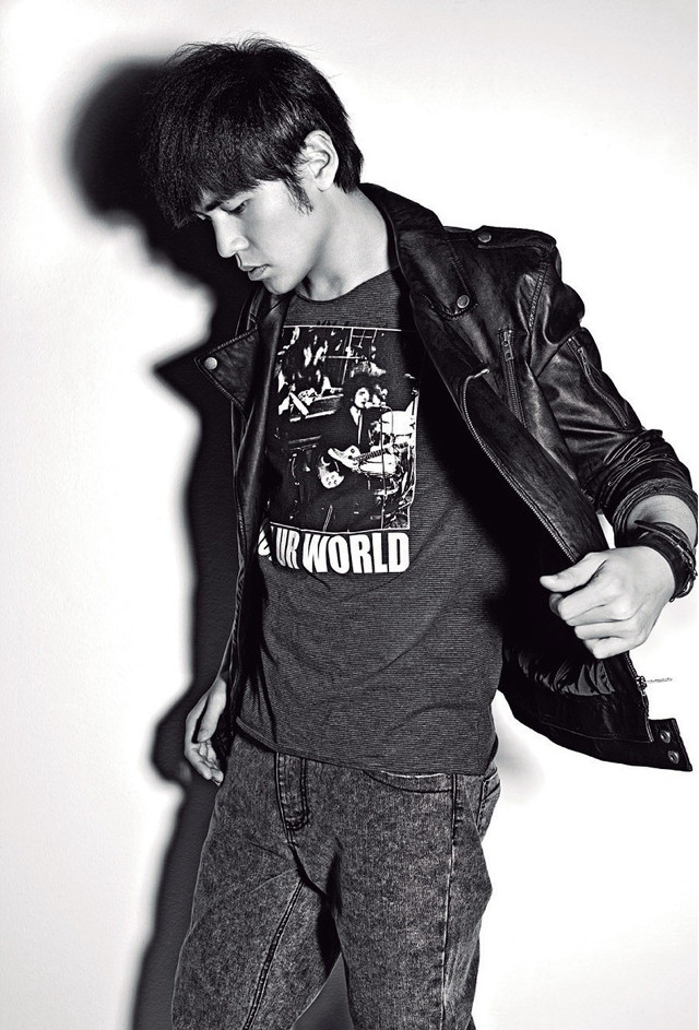 Man black jacket world tshirt free wallpaper for mobile - medium preview image