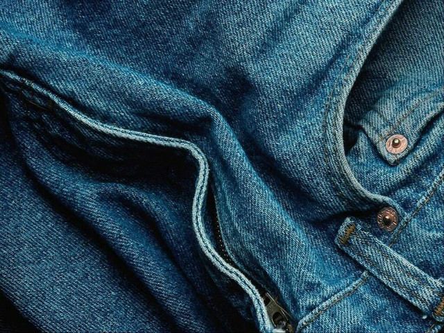 Jeans closeup buttoned pocket detail free wallpaper for desktop - medium preview image