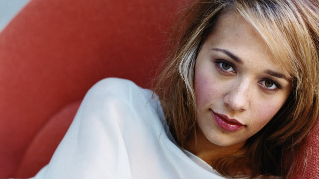 Woman sitting red chair head free wallpaper for desktop - medium preview image