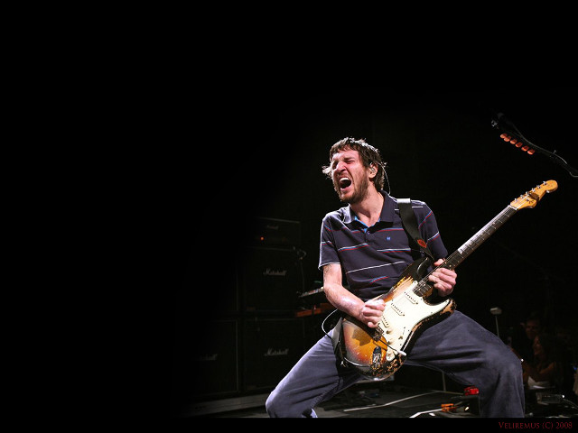 Man guitar stage microphone stuckism free wallpaper for desktop - medium preview image