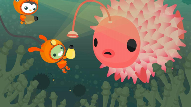 Cartoon fish light fish swimming free wallpaper for desktop - medium preview image