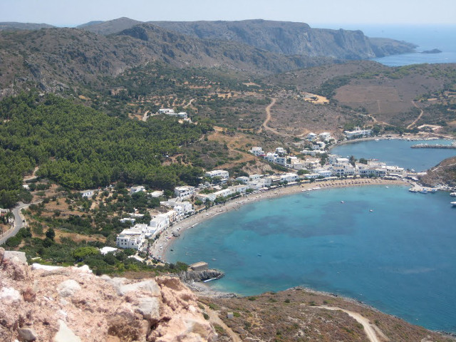 Bay mountain town hilltop view free wallpaper for desktop - medium preview image