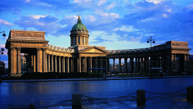 Dome building chain fence neoclassicism free wallpaper for desktop - medium preview image