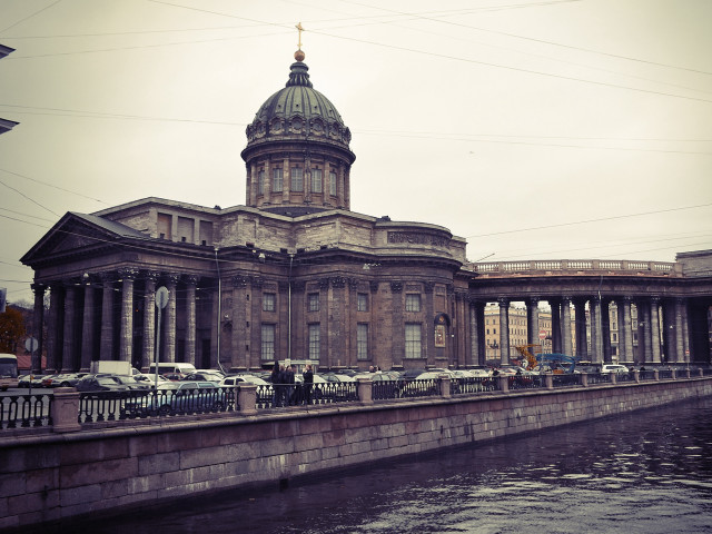 Tower clock bridge river cityscape free wallpaper for desktop - medium preview image