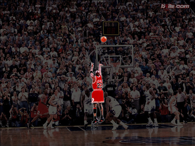 Basketball player air ball crowd #2 free wallpaper for desktop - medium preview image