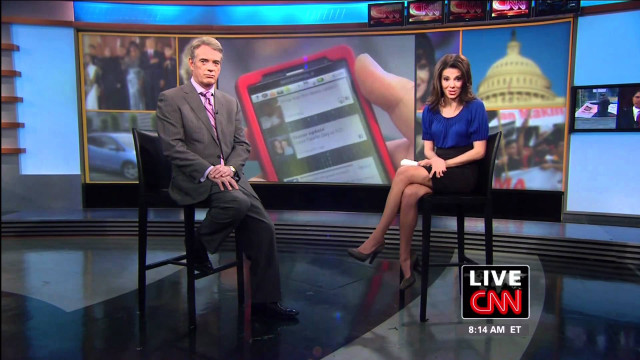 Man woman sitting chairs tv free wallpaper for desktop - medium preview image