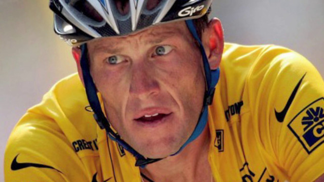 Man yellow jersey helmet surprised free wallpaper for desktop - medium preview image