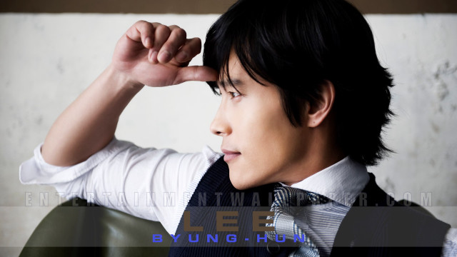 Handsome man vest tie portrait free wallpaper for desktop - medium preview image