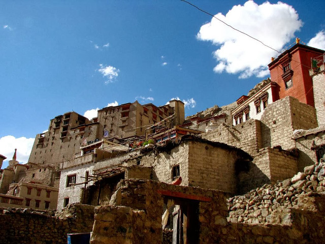 Stone building sky background clouds free wallpaper for desktop - medium preview image