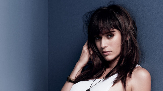 Woman long hair posing hand #19 free wallpaper for desktop - medium preview image