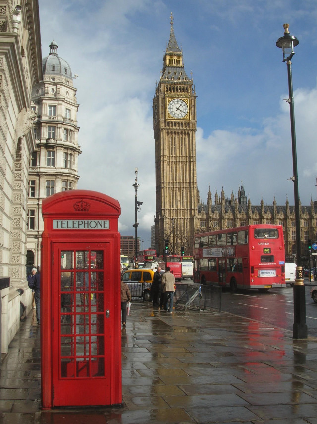 Red phone booth clock tower free wallpaper for mobile - medium preview image