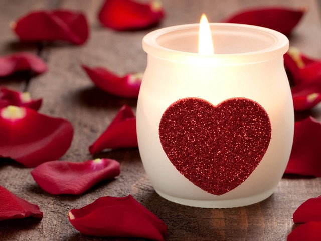 Candle heart rose petals table #2 free wallpaper for desktop - medium preview image