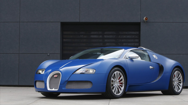 Blue bugatti garage black door free wallpaper for desktop - medium preview image