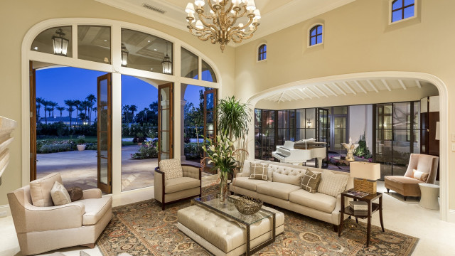 Living room couch comfortable cozy #16 free wallpaper for desktop - medium preview image